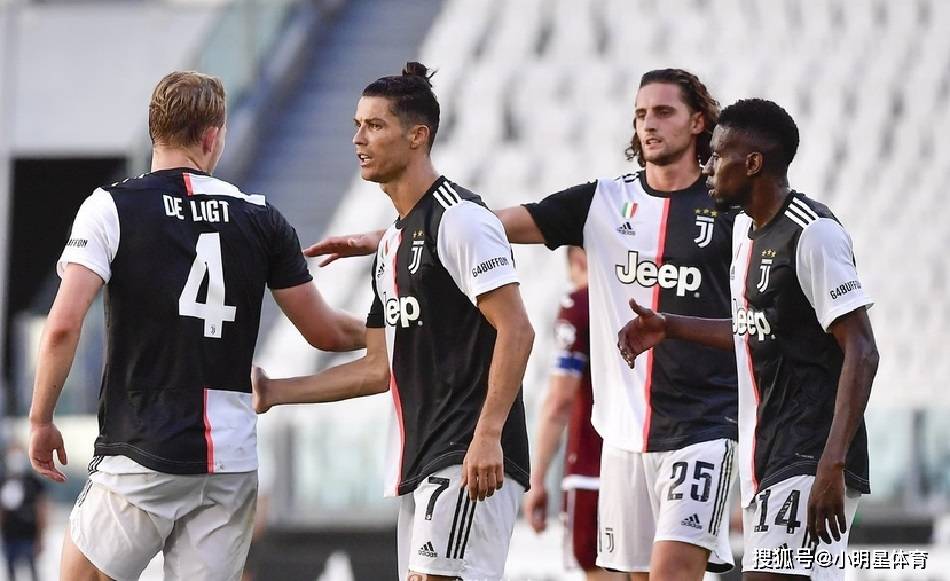 尤文翻盘韩国，伊布带队取胜