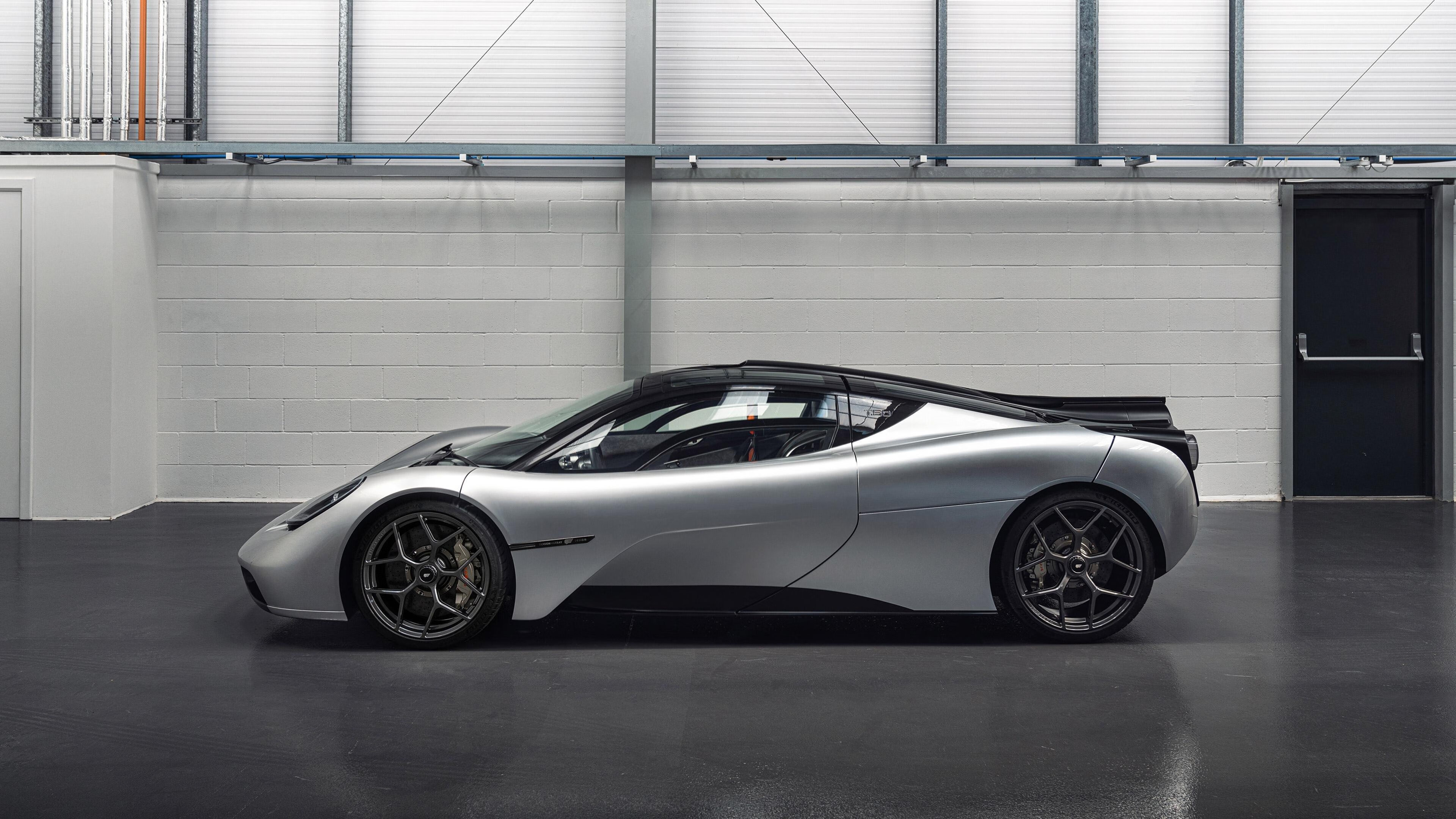 终章与序曲，他用莫德里奇式的节奏，在英超争冠之夜谱成命运交响曲